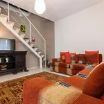 Apartamento Hola House Politeama Theatre *