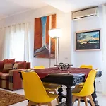 Apartamento Hola House Politeama Theatre