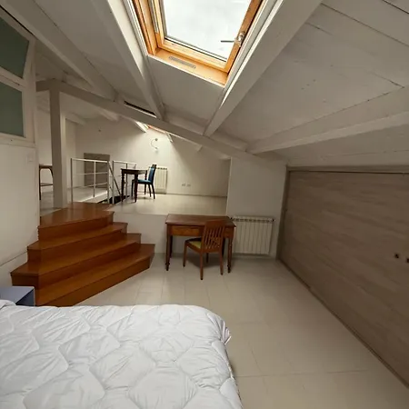 Hola House Politeama Theatre 아파트