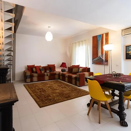Apartamento Hola House Politeama Theatre