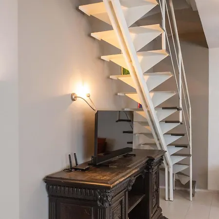 Apartamento Hola House Politeama Theatre