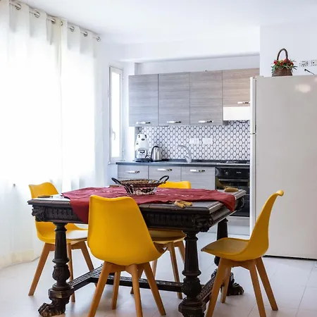 Apartamento Hola House Politeama Theatre